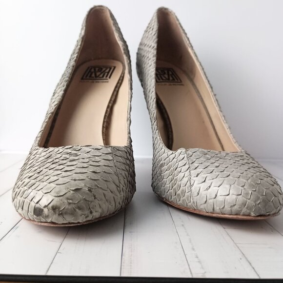 Pour La Victoire Snake Skin Platform Heels Size 9 Pump High Heel Shoes - Picture 13 of 16